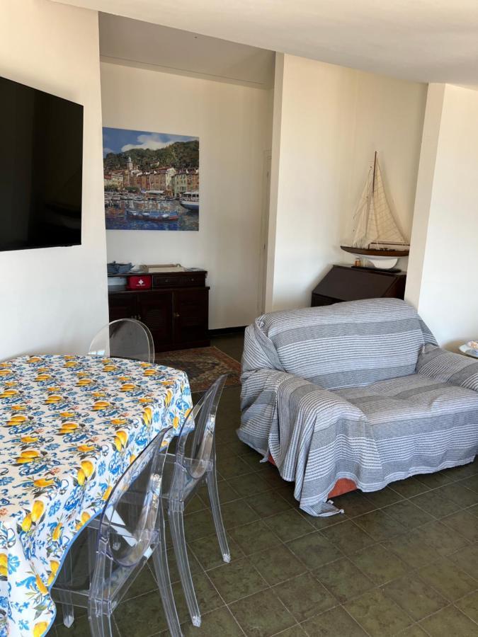 Nautilus Vista Mare Mozzafiato A 180 Gradi- Posto Auto Privato - 2 Camere Matrimoniali Piu 1 Divano Letto Singolo-Sky,Netflix-Wifi 200Mg Rapallo Exterior photo